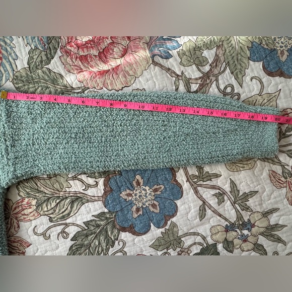 BEAUTIFUL NWOT Willow Moon Cozy V-Neck Button Down Cardigan Sweater - Picture 5 of 5